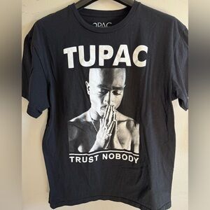 Tupac Trust Nobody Tshirt size large